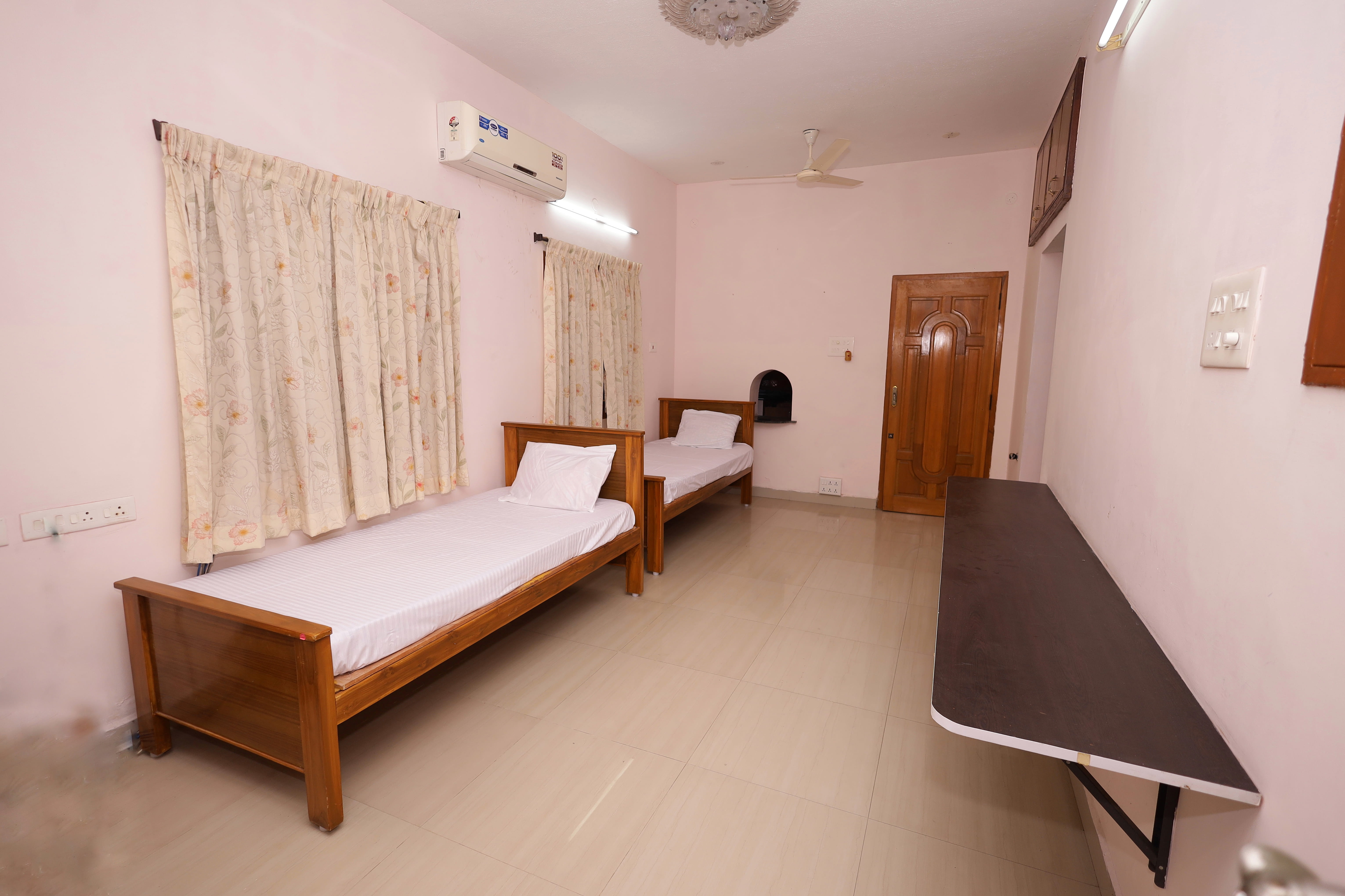 Serenity homestay apartment 2BHK Hall